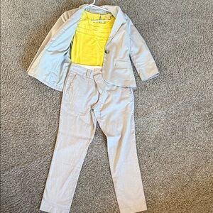 Banana Republic crop Gray Suit with Yellow Top